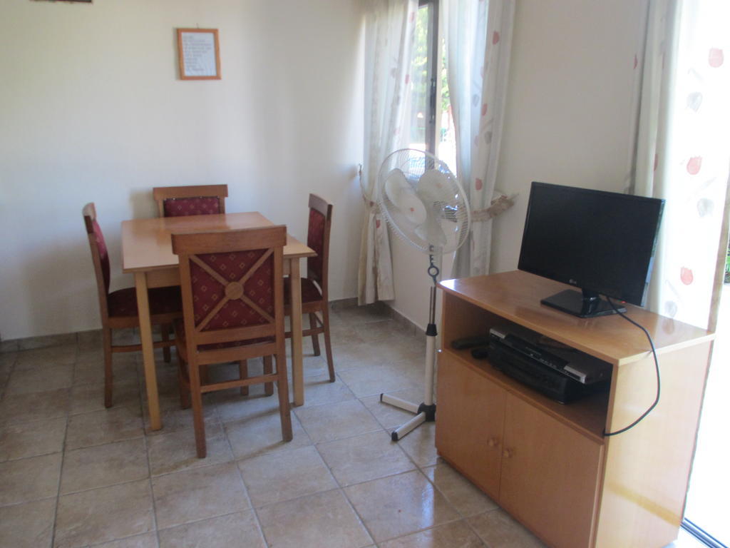 Anastasia Holiday Apartments Klorakas Rom bilde